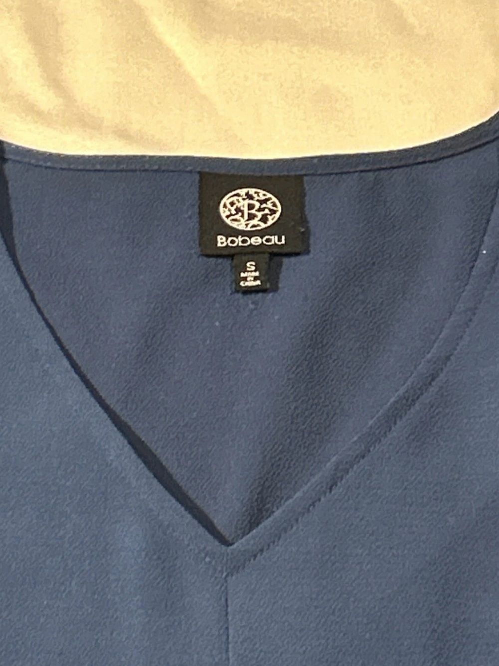 BOBEAU Stretch Crepe Blouse Hi/Lo Hem Roll Tab 3/4 Sleeve Blue Small V-neck Top - Picture 4 of 7